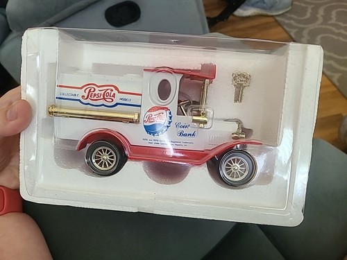 Pepsi cola coin - bank,